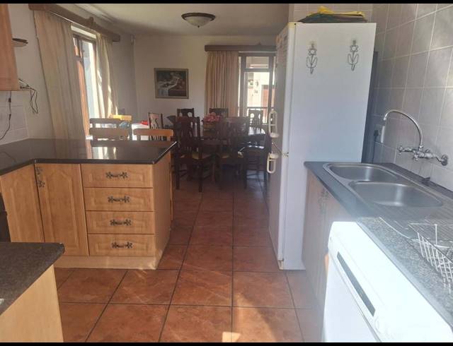 3 BEDROOM HOUSE FOR SALE IN ISLAND VIEW